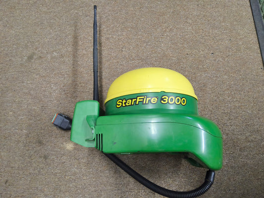 John Deere StarFire™ 3000 GPS Receiver