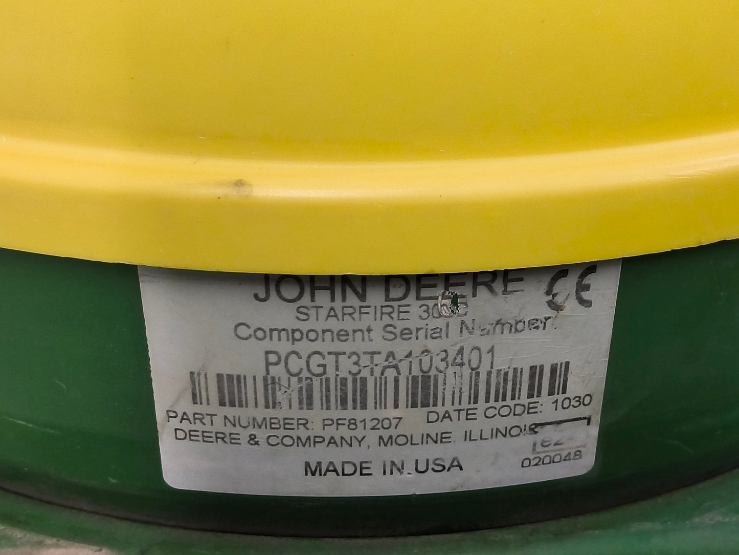 John Deere StarFire™ 3000 GPS Receiver
