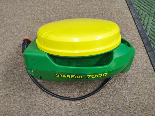 John Deere StarFire™ 7000 Universal GPS Receiver