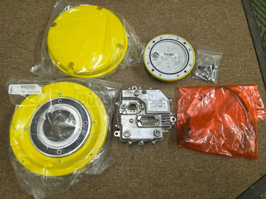 John Deere Integrated StarFire™ 6000 GPS Receiver MORE UNITS COMING SOON Agriculture