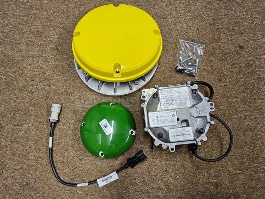 John Deere Integrated Starfire™ 7000 Gps Receiver Sf1 Ready | Waterloo Cab Excellent Condition