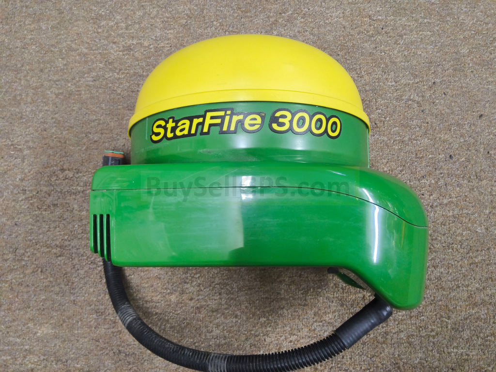 John Deere StarFire™ 3000 GPS Receiver 2011 | SF1 | Deluxe Shroud | Very Good Condition | 8900 Hours | PCGT3TA119236