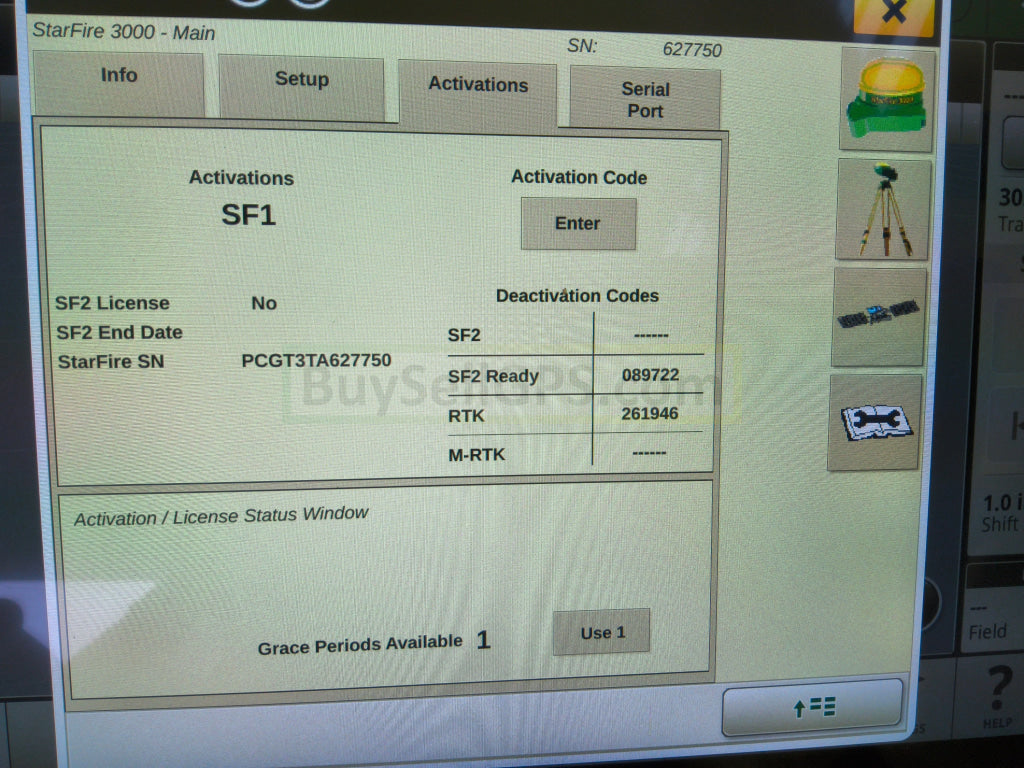John Deere StarFire™ 3000 GPS Receiver 2013 | SF1 | Deluxe Shroud | Fair to Good Condition missing part of one decal
