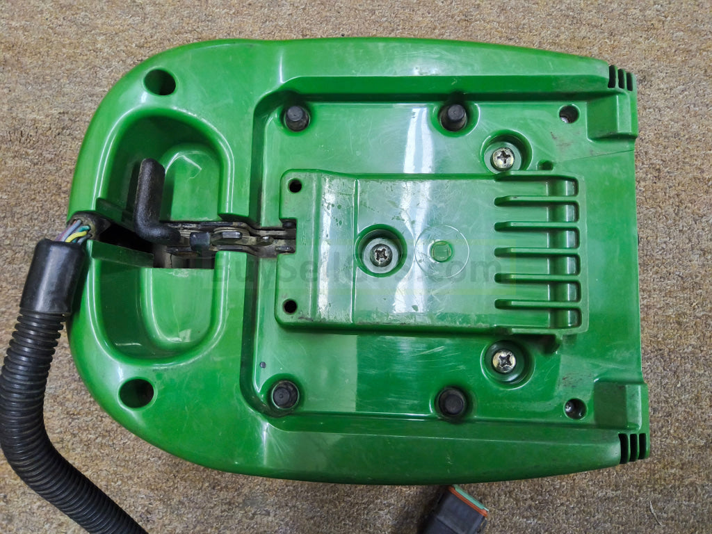 John Deere StarFire™ 3000 GPS Receiver Agriculture