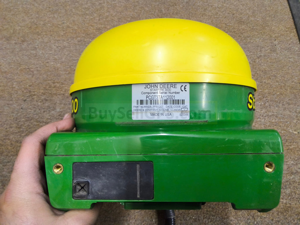 John Deere StarFire™ 3000 GPS Receiver Agriculture
