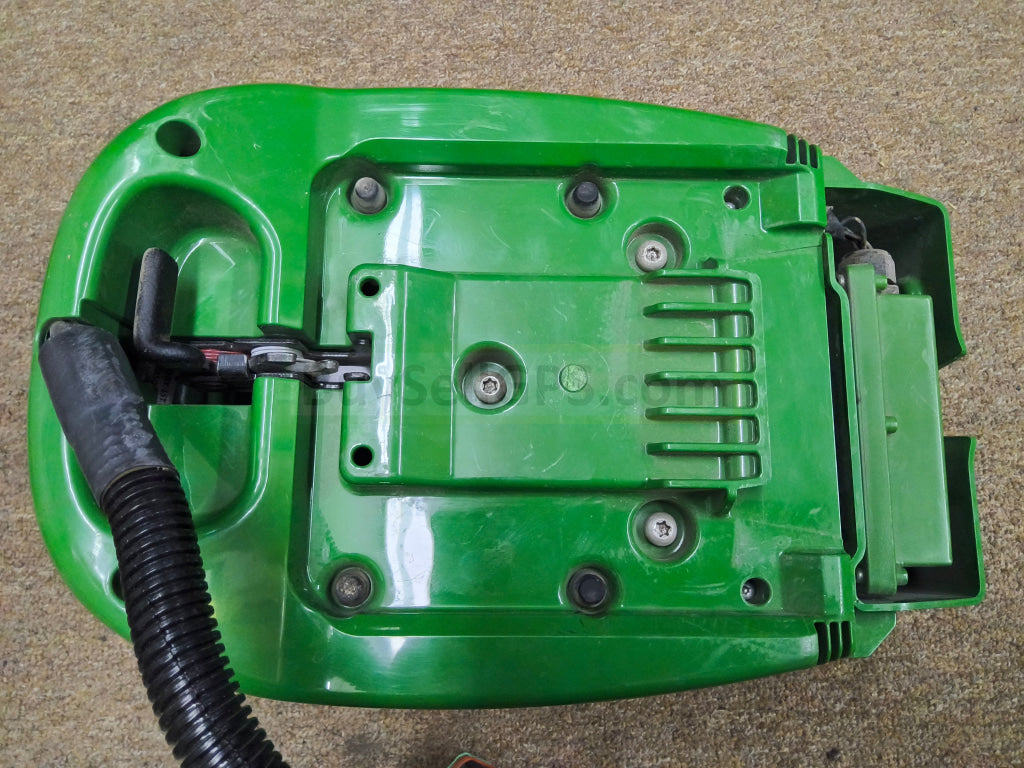 John Deere StarFire™ 3000 GPS Receiver Agriculture