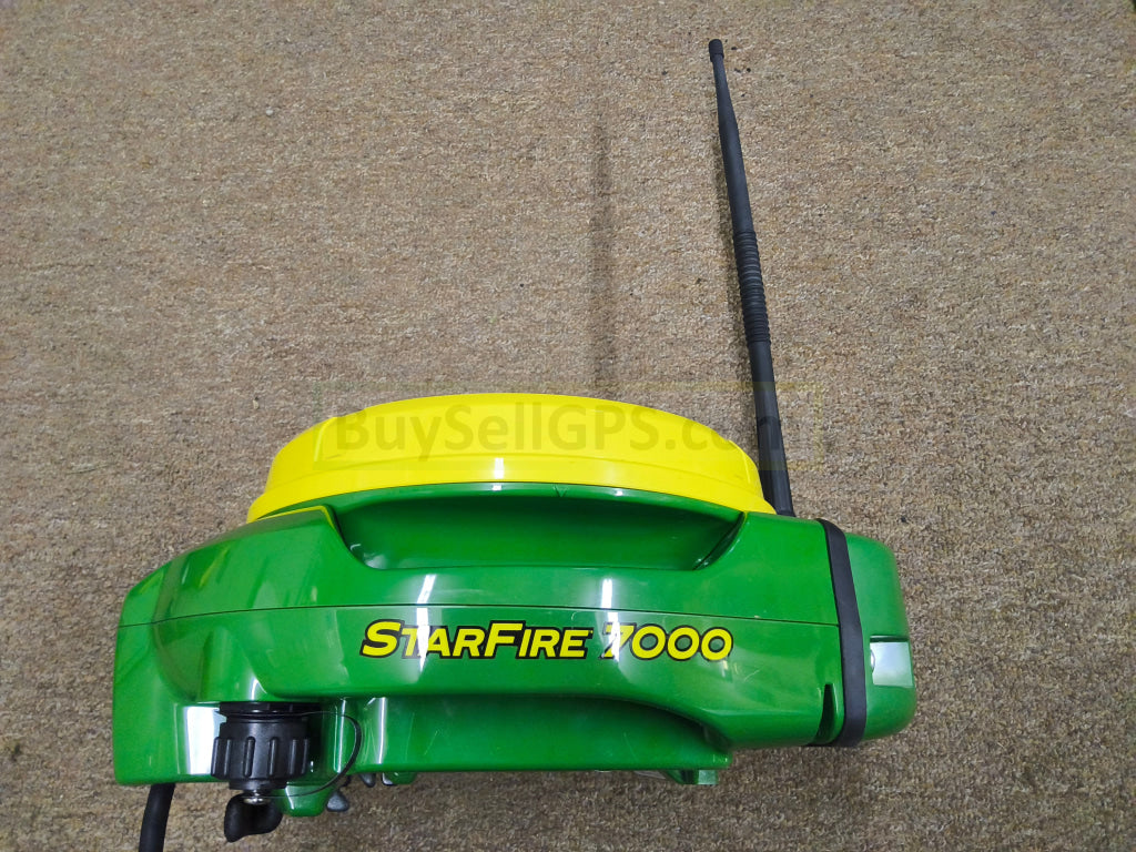 John Deere StarFire™ 7000 Universal GPS Receiver 2023 Receiver / 2024 Modem | RTK Permanent with CloudBase Modem