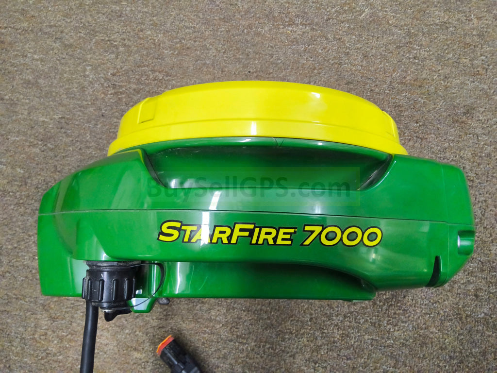 John Deere StarFire™ 7000 Universal GPS Receiver Agriculture