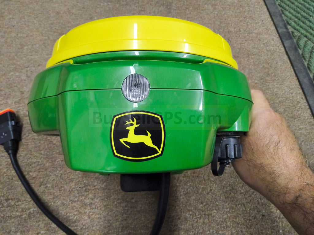 John Deere StarFire™ 7000 Universal GPS Receiver Agriculture