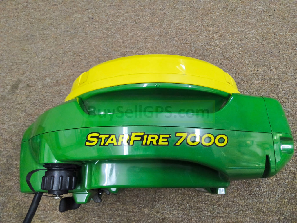 John Deere StarFire™ 7000 Universal GPS Receiver Agriculture
