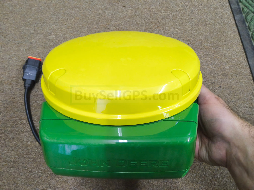 John Deere StarFire™ 7000 Universal GPS Receiver Agriculture