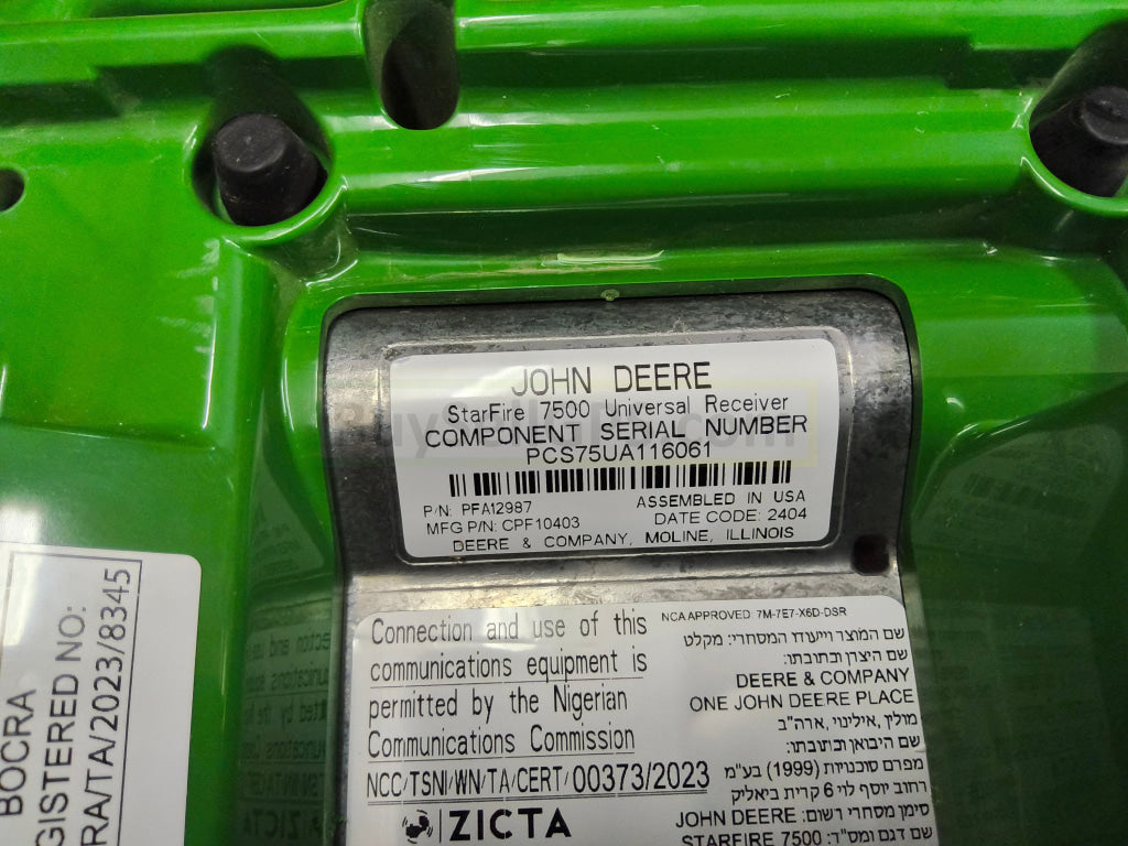John Deere StarFire™ 7500 Universal GPS Receiver Agriculture