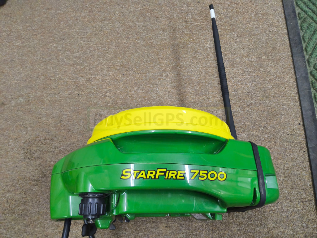John Deere StarFire™ 7500 Universal GPS Receiver Agriculture