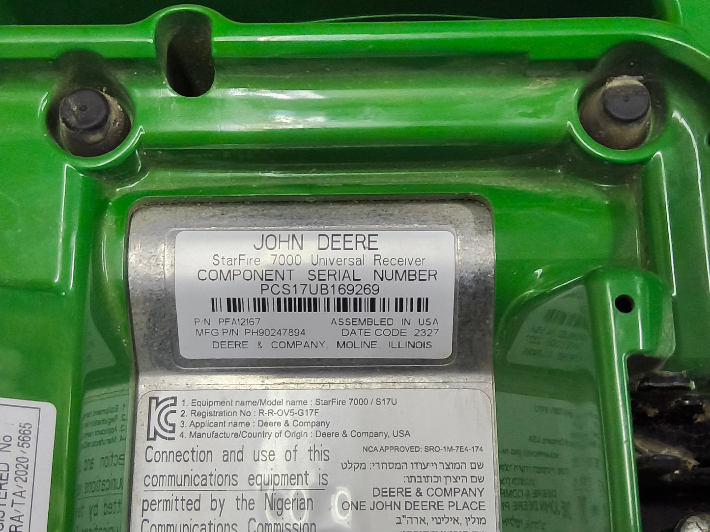 John Deere StarFire™ 7000 Universal GPS Receiver