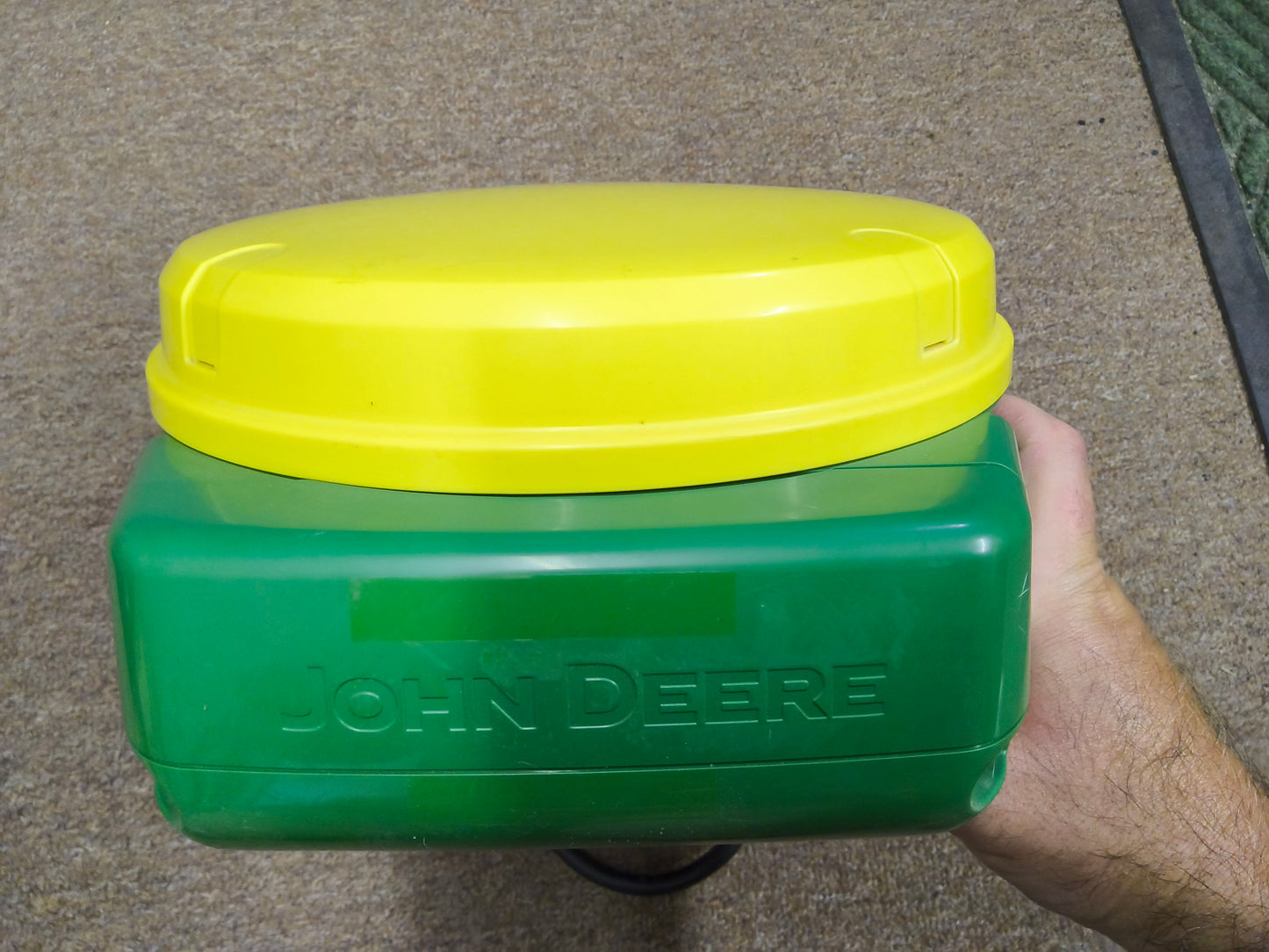 John Deere StarFire™ 7000 Universal GPS Receiver