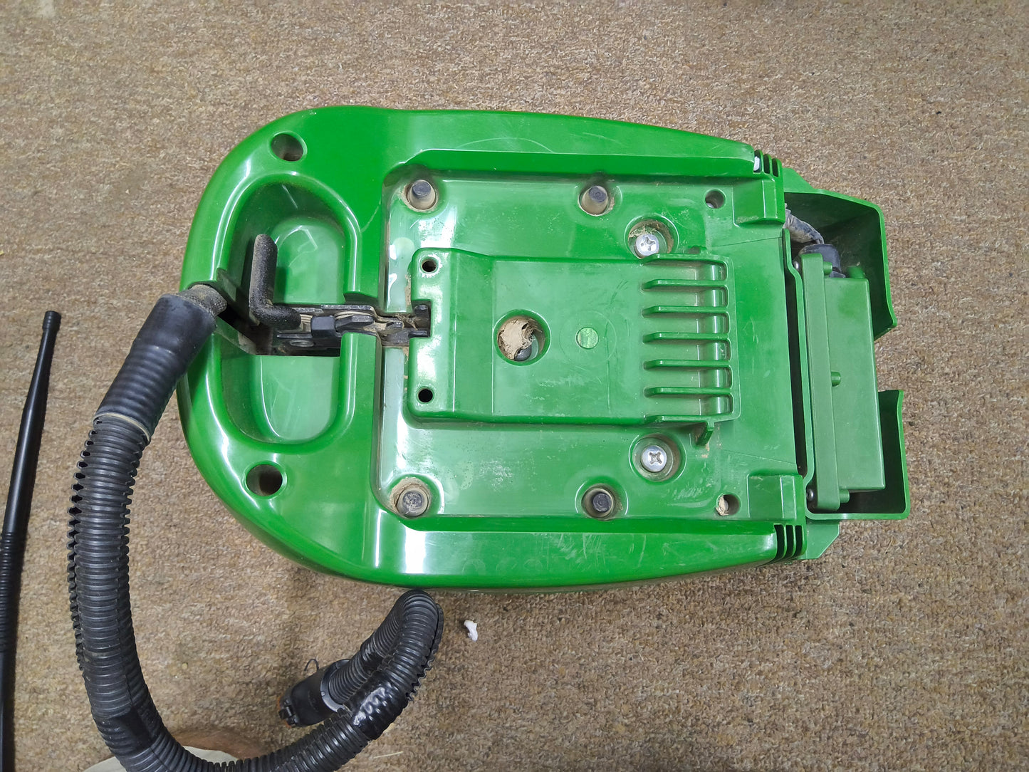 John Deere StarFire™ 3000 GPS Receiver