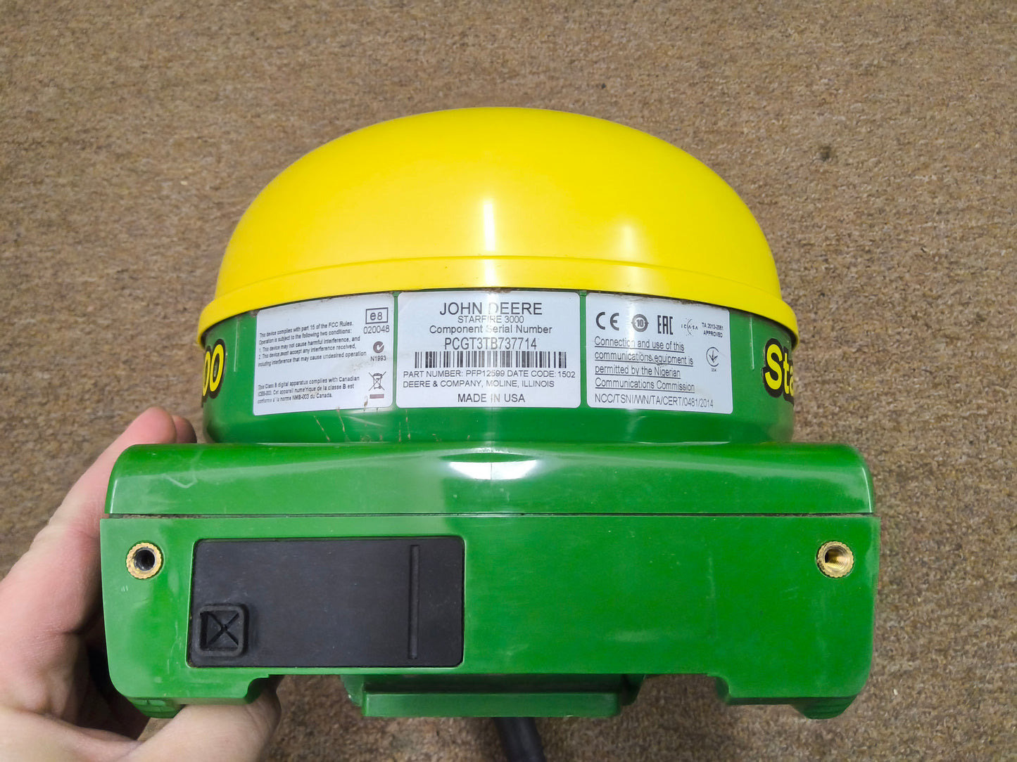 John Deere StarFire™ 3000 GPS Receiver