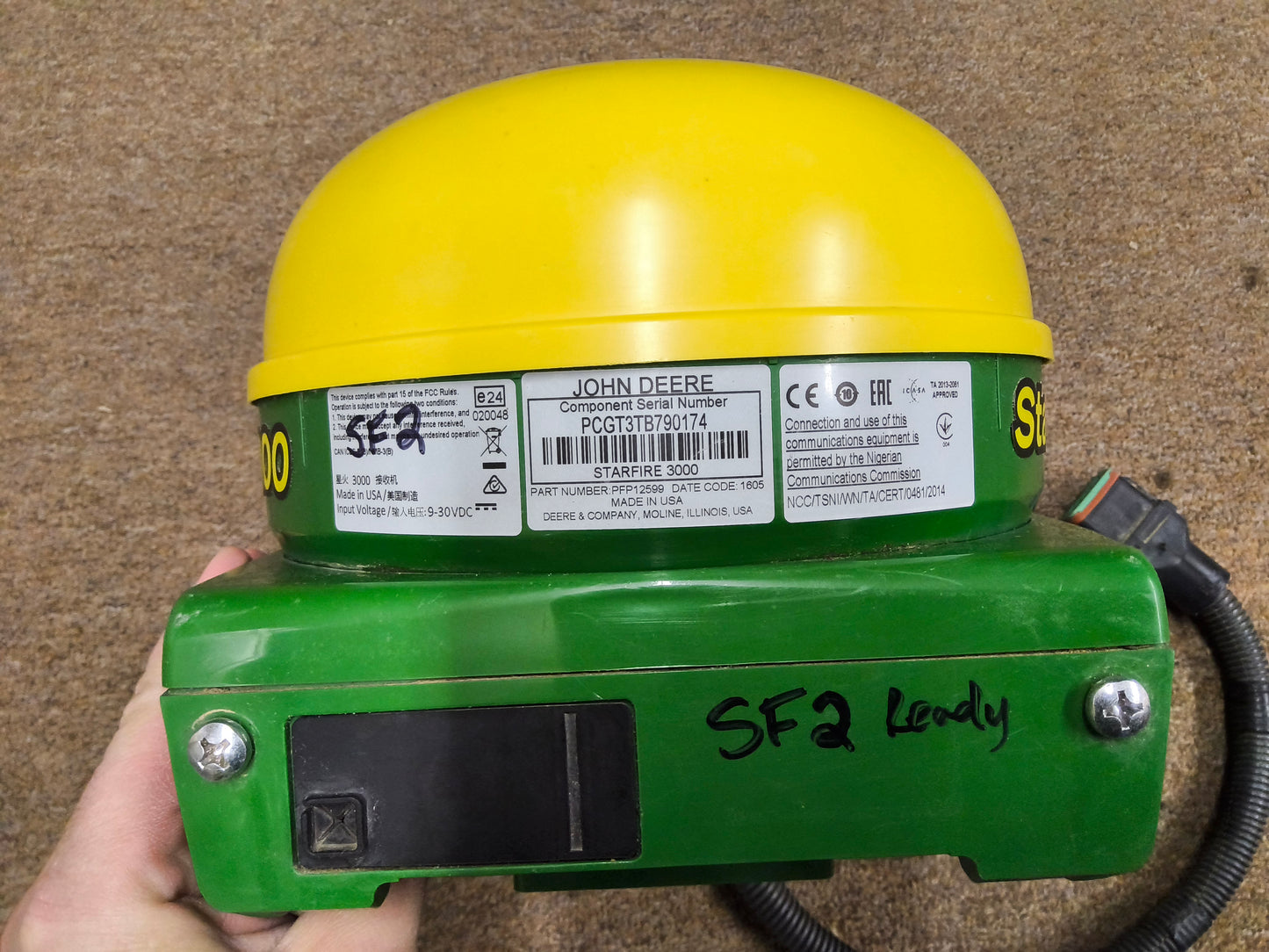 John Deere StarFire™ 3000 GPS Receiver