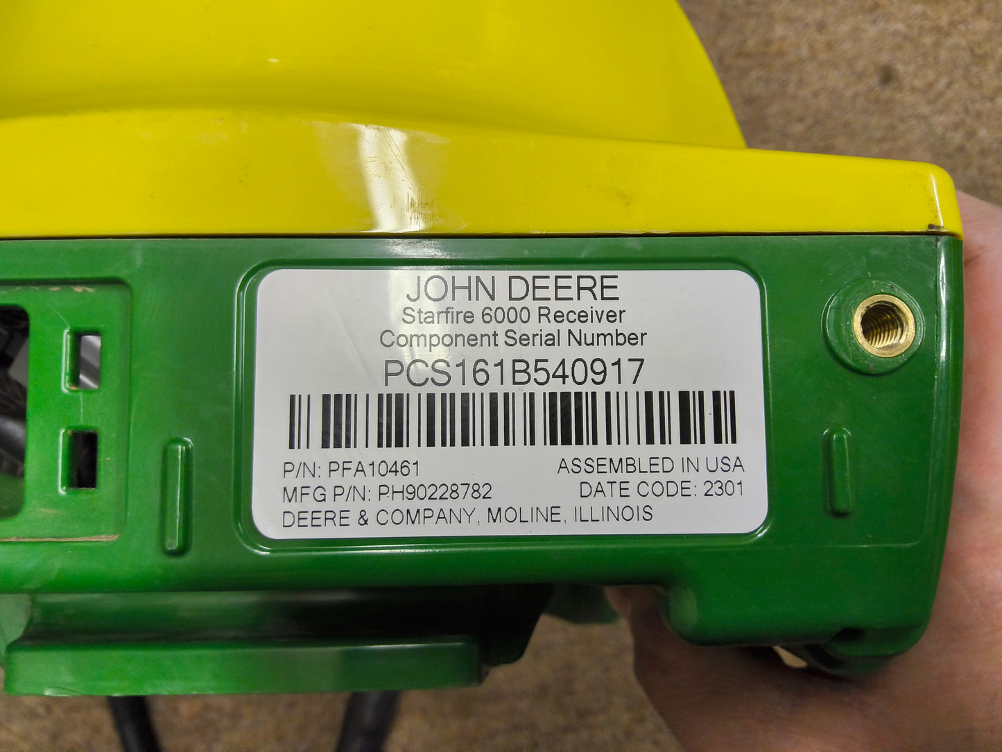 John Deere StarFire™ 6000 GPS Receiver