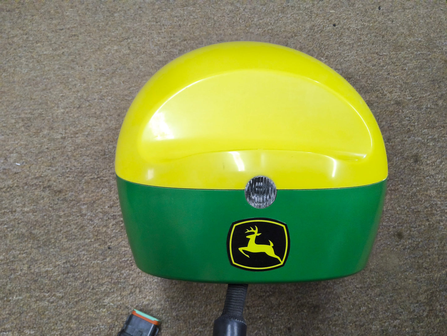 John Deere StarFire™ 6000 GPS Receiver