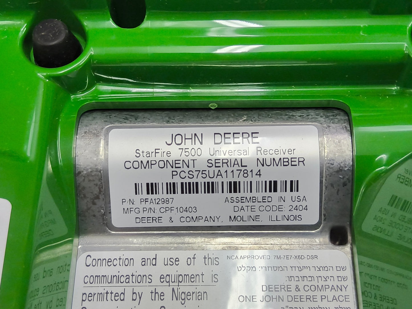 John Deere StarFire™ 7500 Universal GPS Receiver