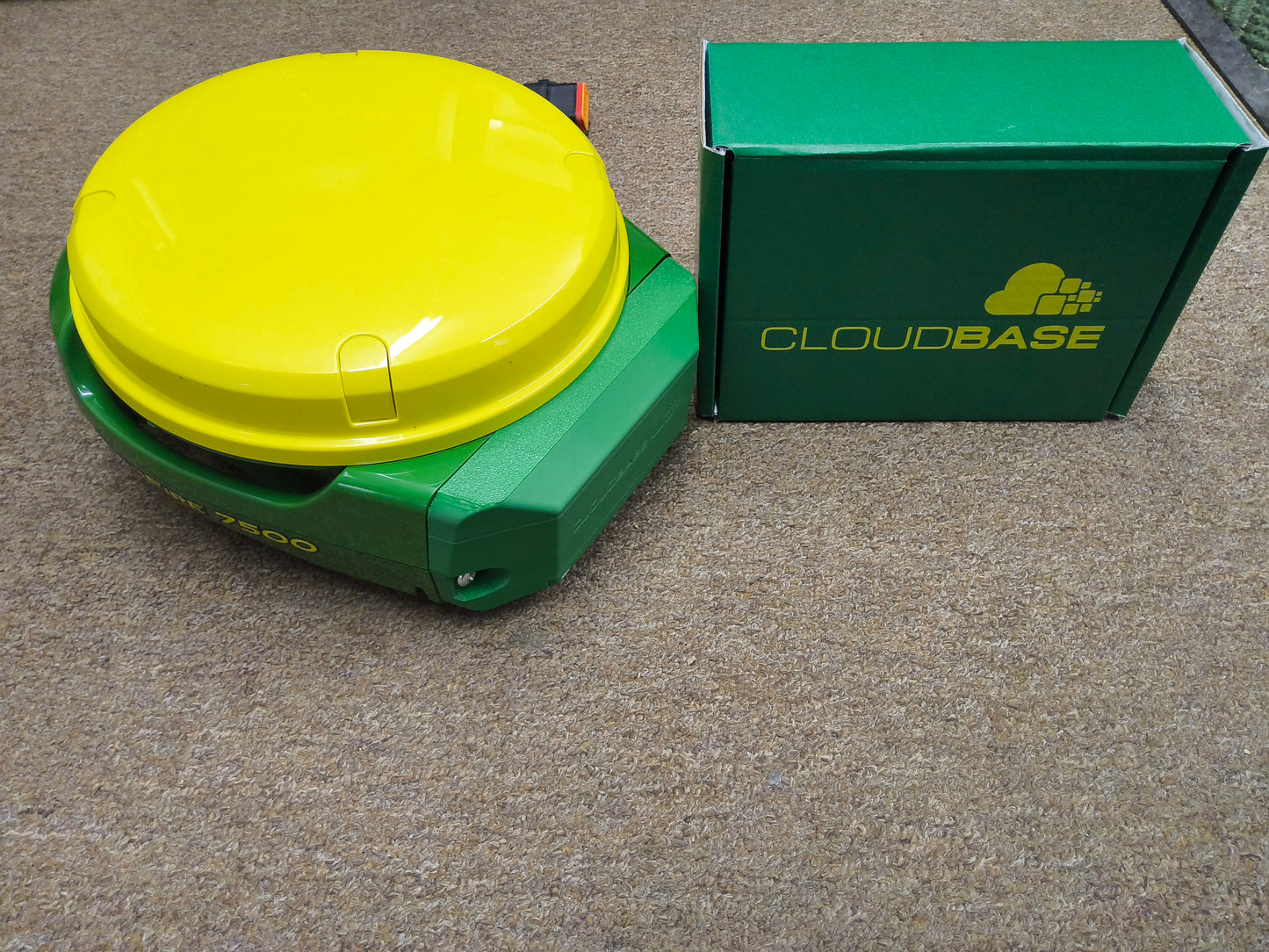 CloudBase RTK NTRIP Modem - for John Deere StarFire™ 7000 / 7500 GPS Receiver