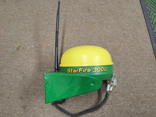 John Deere StarFire™ 3000 GPS Receiver