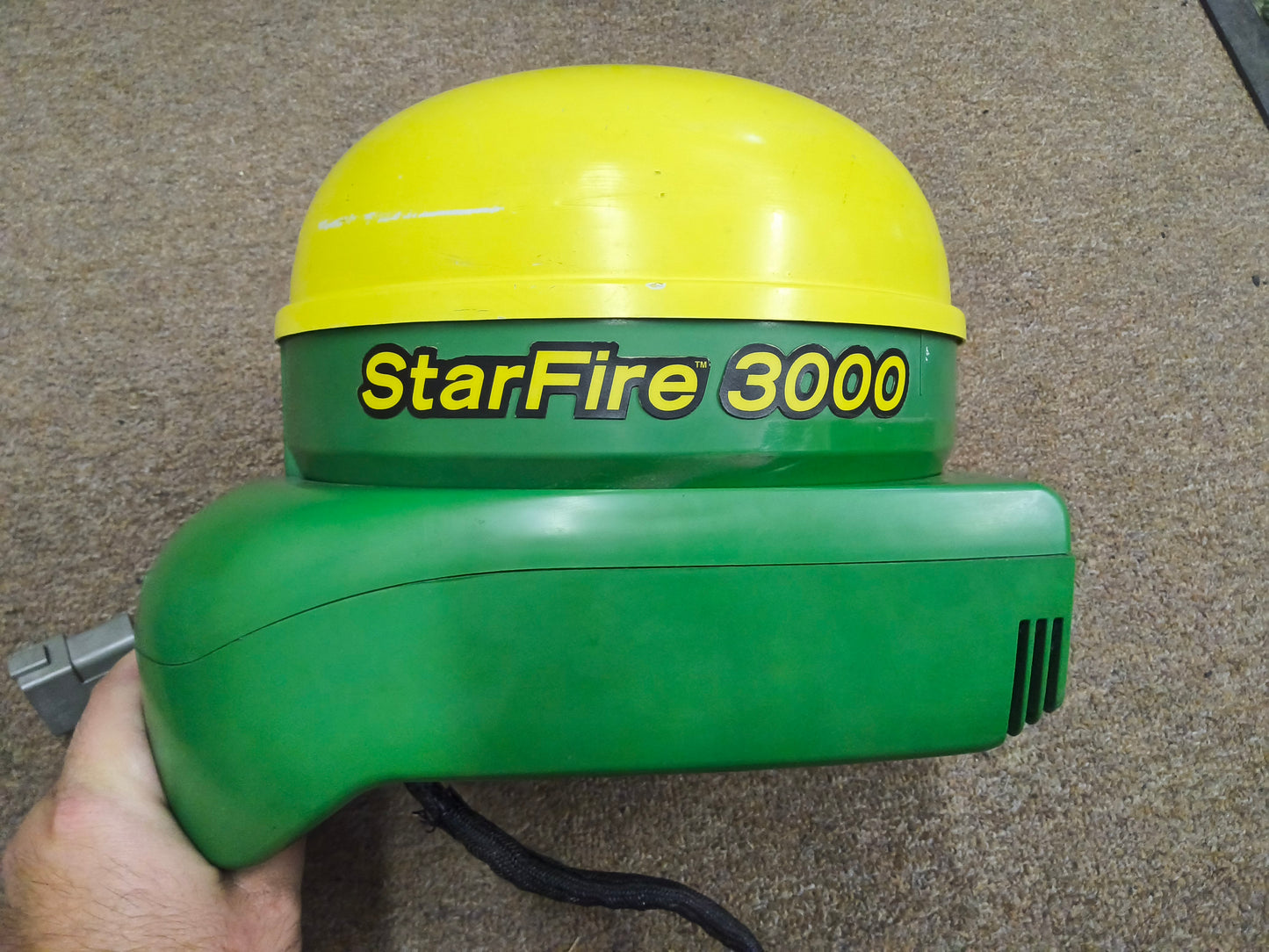 John Deere StarFire™ 3000 GPS Receiver