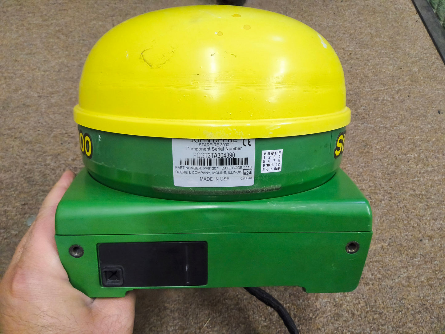 John Deere StarFire™ 3000 GPS Receiver