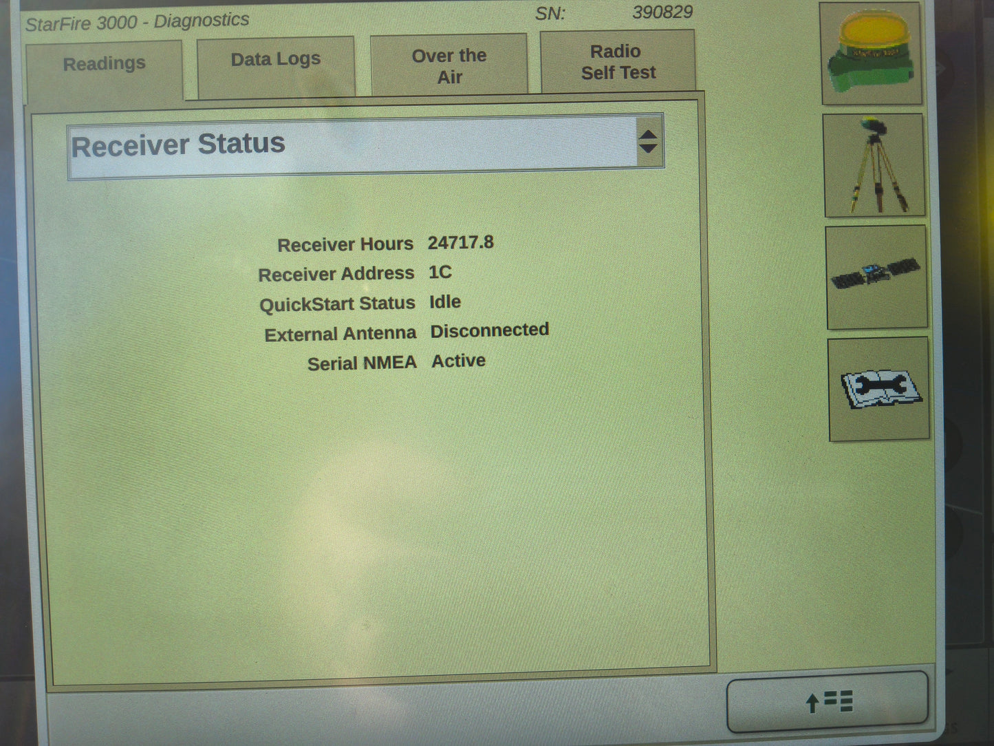 John Deere StarFire™ 3000 GPS Receiver