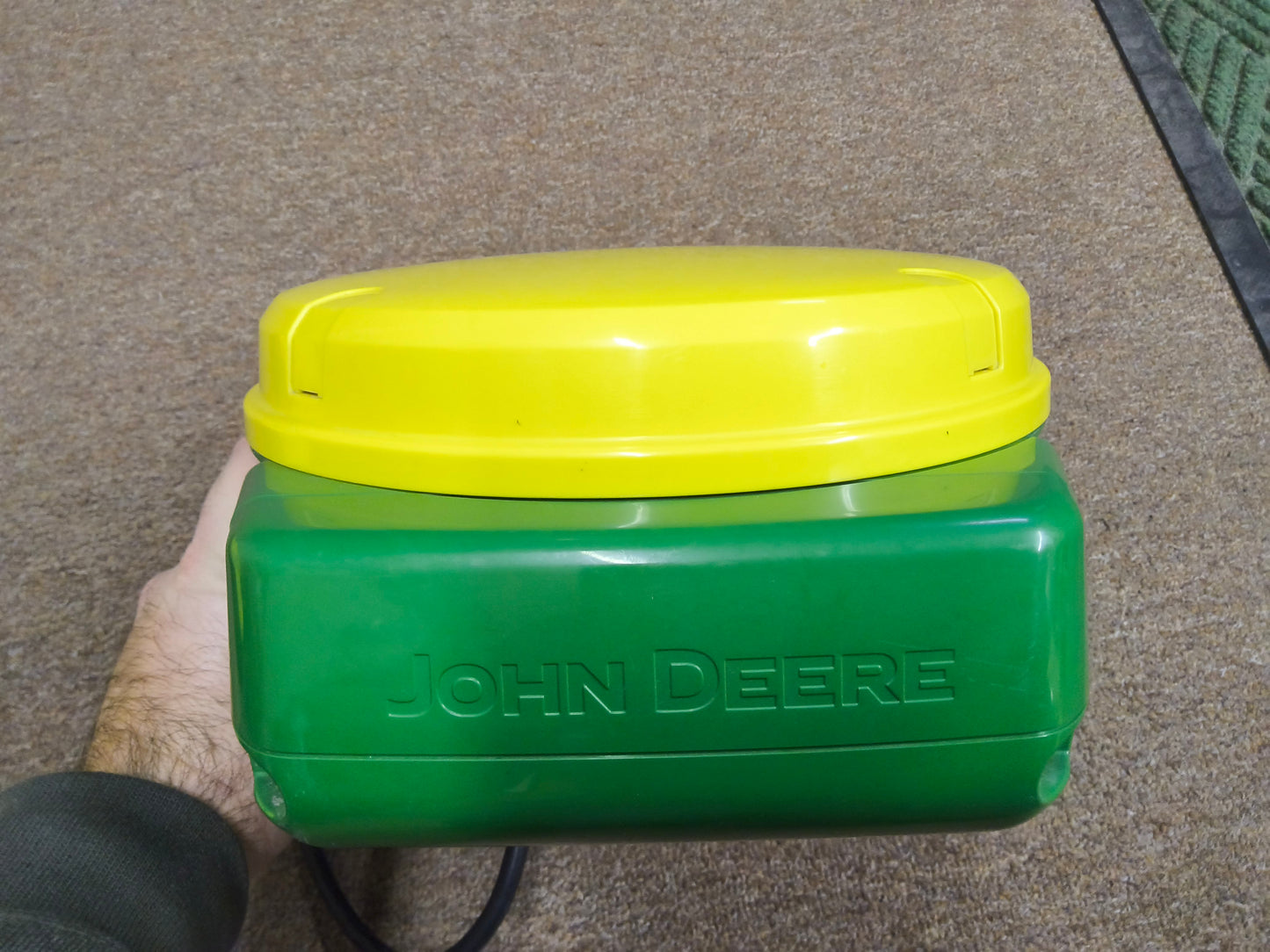 John Deere StarFire™ 7000 Universal GPS Receiver