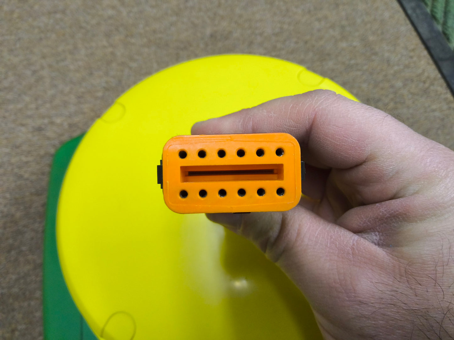 John Deere StarFire™ 7000 Universal GPS Receiver