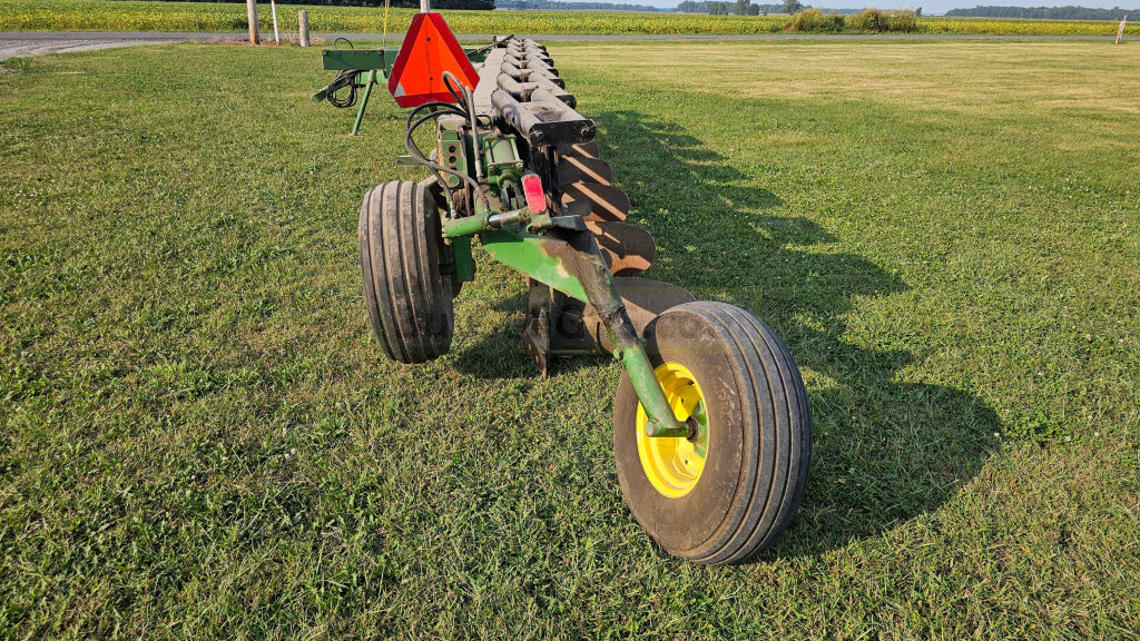 John Deere 2800 Moldboard Plow Agriculture