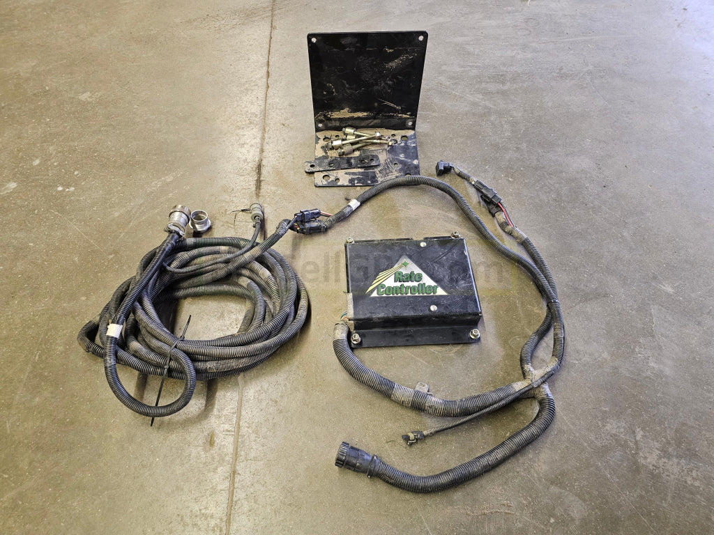 John Deere Gs2 Liquid Rate Controller 1004162 | Good Condition Includes With Mounting Bracket And