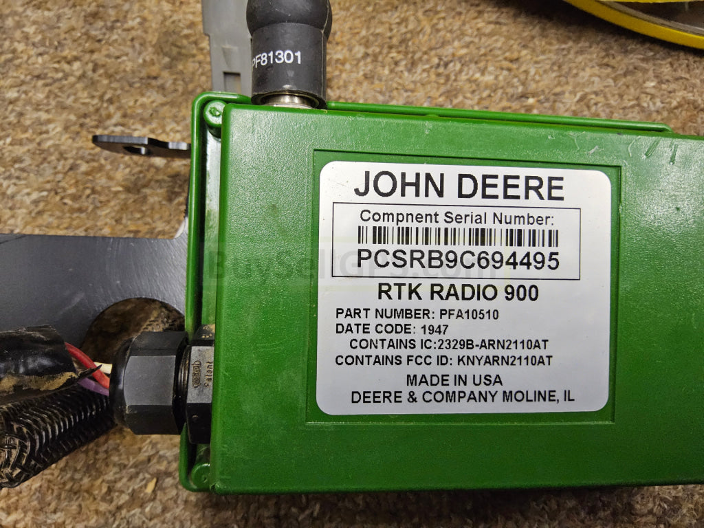 John Deere Integrated Starfire™ 6000 Gps Receiver Agriculture