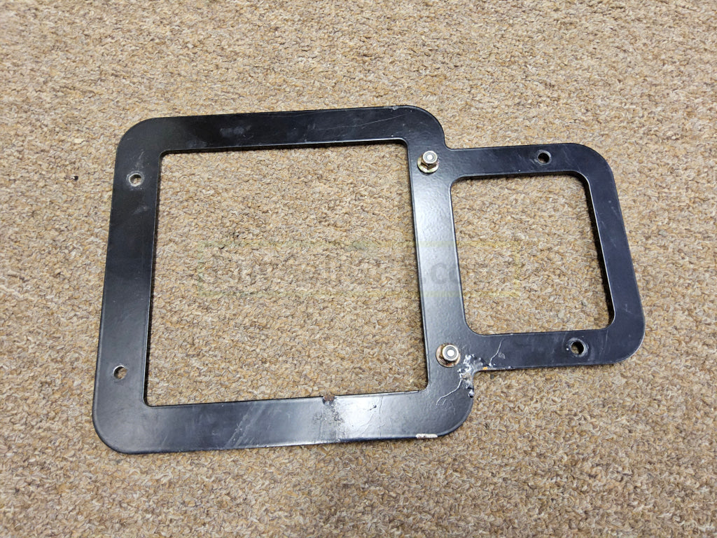 John Deere Pf90430 Greenstar™ Dual Display Bracket Agriculture