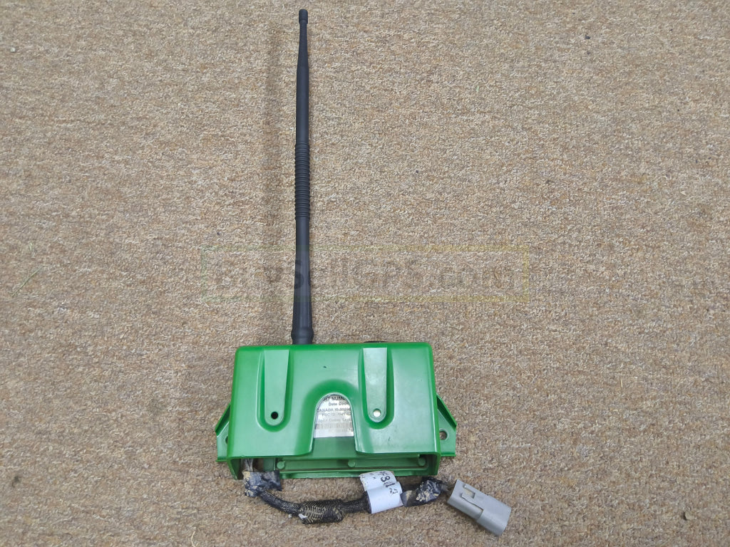 John Deere RTK Radio 900 2010 | Good Condition - New Antenna | Includes New Antenna | PCSRA08A763262 Agriculture