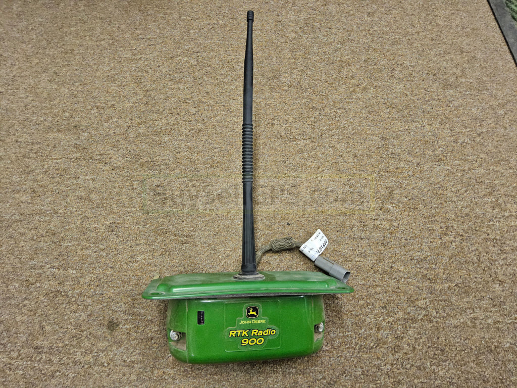 John Deere Rtk Radio 900 2021 | Excellent Condition Includes Antenna And Integrated Receiver