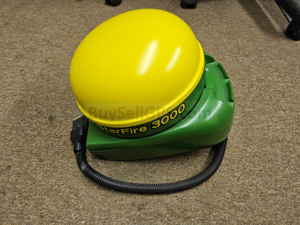 John Deere Starfire™ 3000 Gps Receiver 2011 | 7625 Hours Good - Missing Part Of Sticker On One