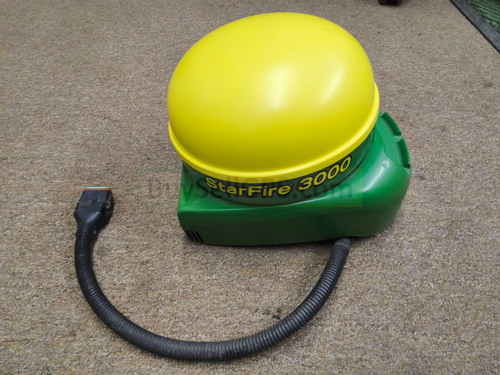 John Deere StarFire™ 3000 GPS Receiver 2012 | 14170 Hours | Very Good Condition | SF1 Ready | Deluxe Shroud