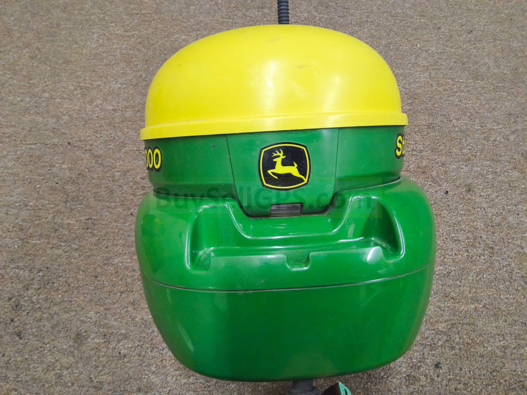 John Deere StarFire™ 3000 GPS Receiver Agriculture