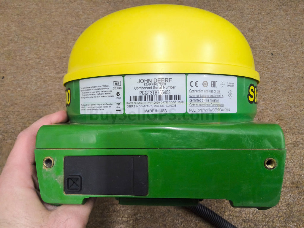 John Deere StarFire™ 3000 GPS Receiver Agriculture