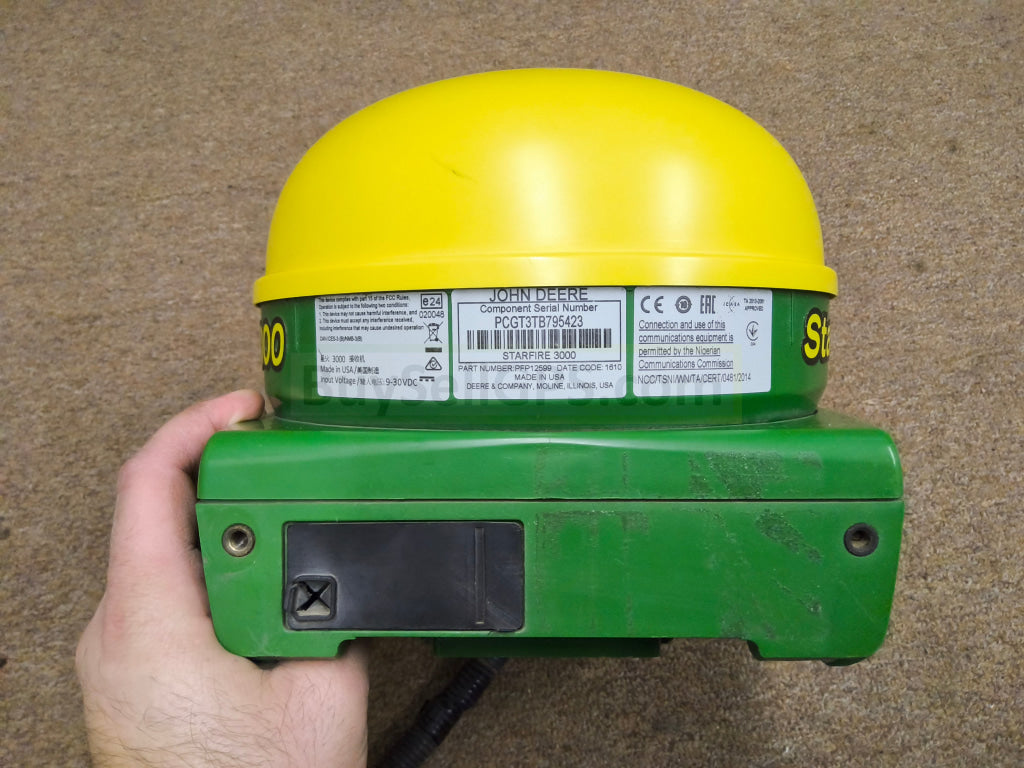 John Deere StarFire™ 3000 GPS Receiver Agriculture