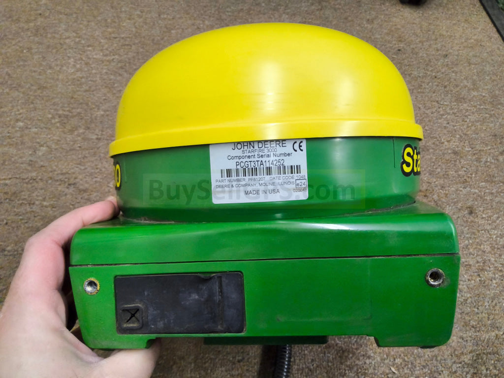 John Deere StarFire™ 3000 GPS Receiver Agriculture