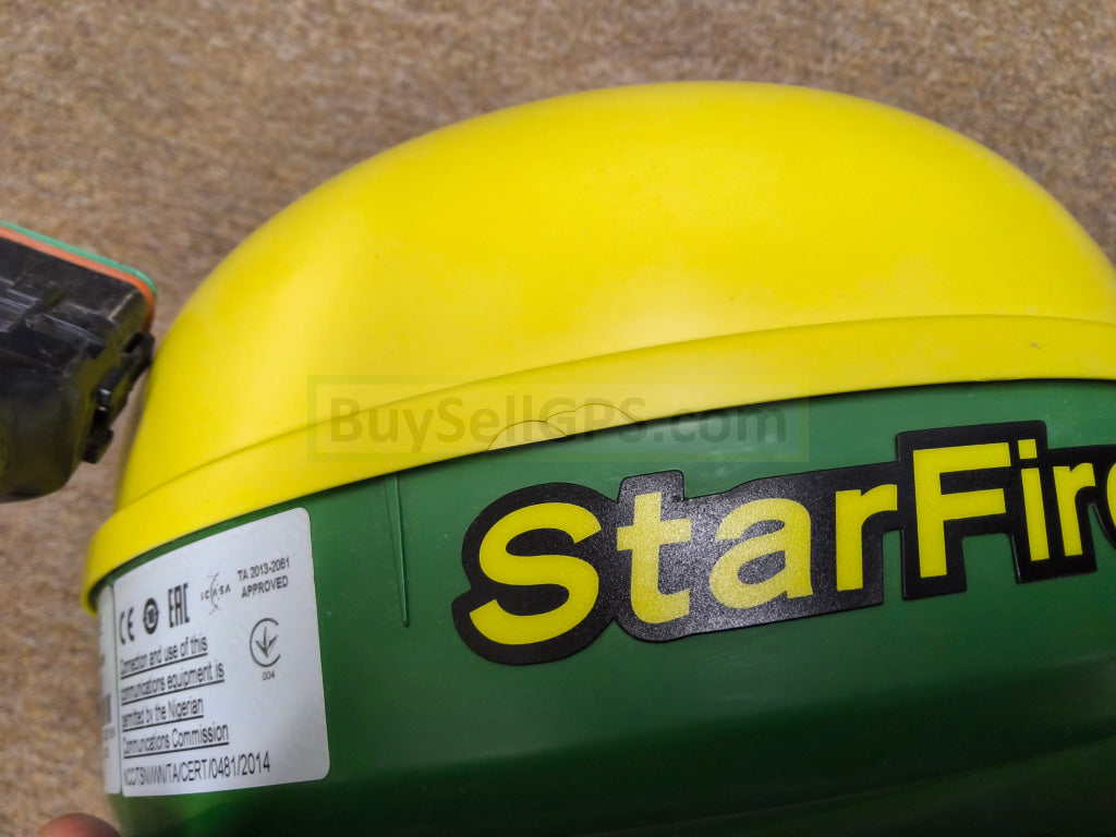 John Deere StarFire™ 3000 GPS Receiver Agriculture