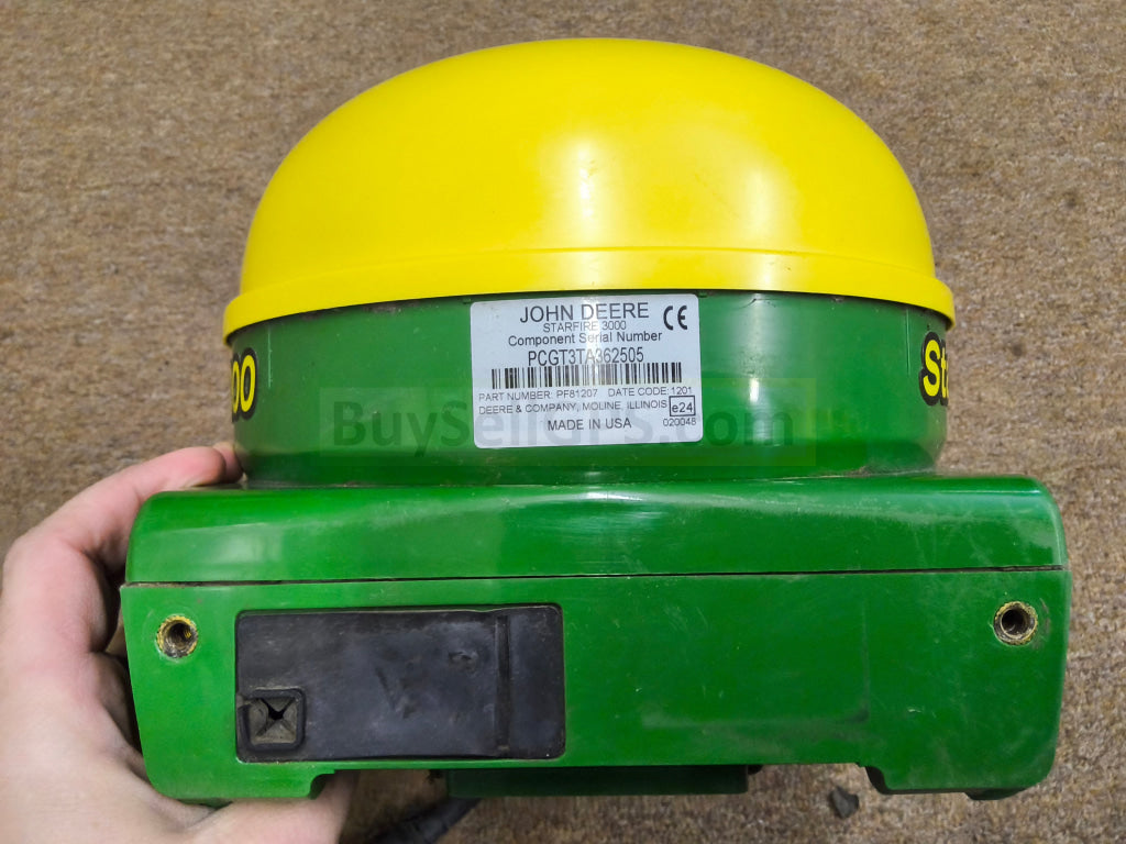 John Deere StarFire™ 3000 GPS Receiver Agriculture