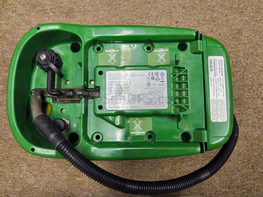 John Deere StarFire™ 6000 GPS Receiver Agriculture