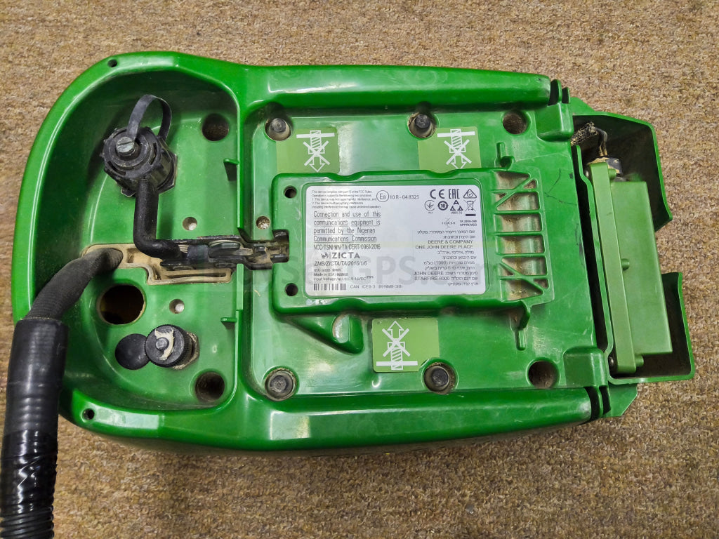 John Deere StarFire™ 6000 GPS Receiver Agriculture