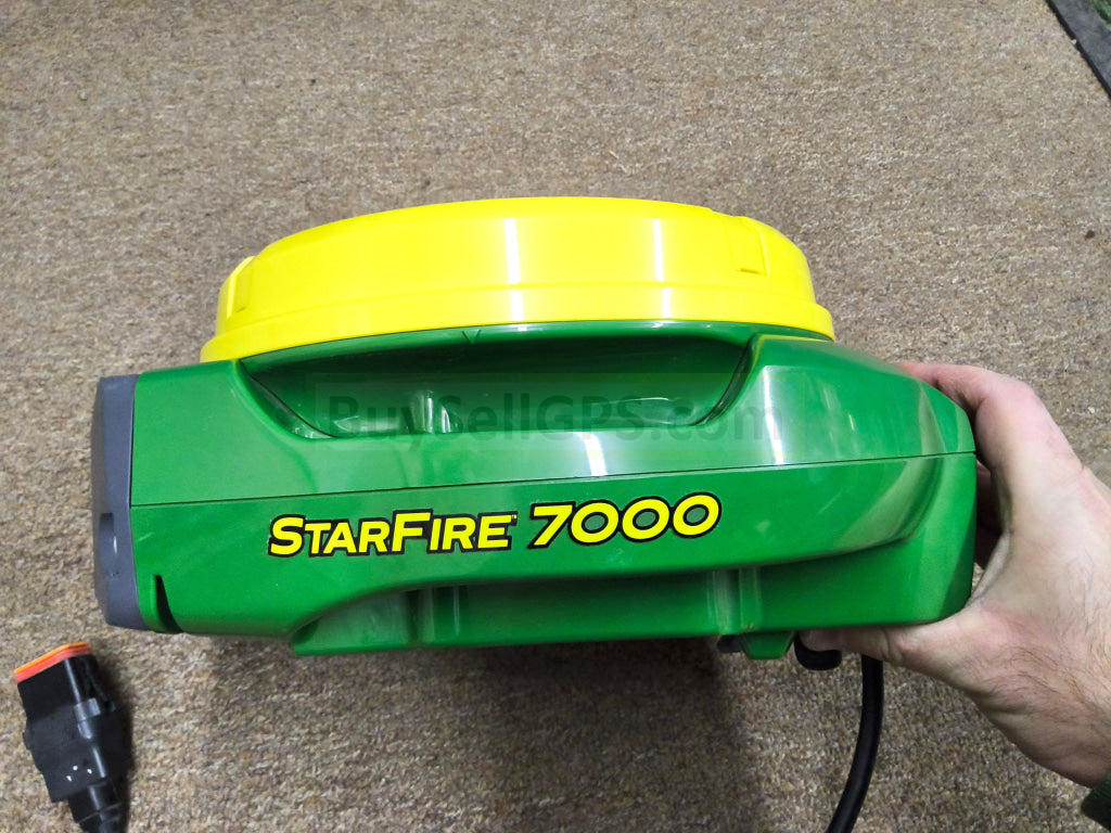 John Deere Starfire™ 7000 Universal Gps Receiver Agriculture