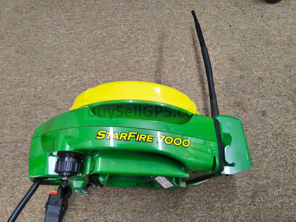 John Deere StarFire™ 7000 Universal GPS Receiver Agriculture